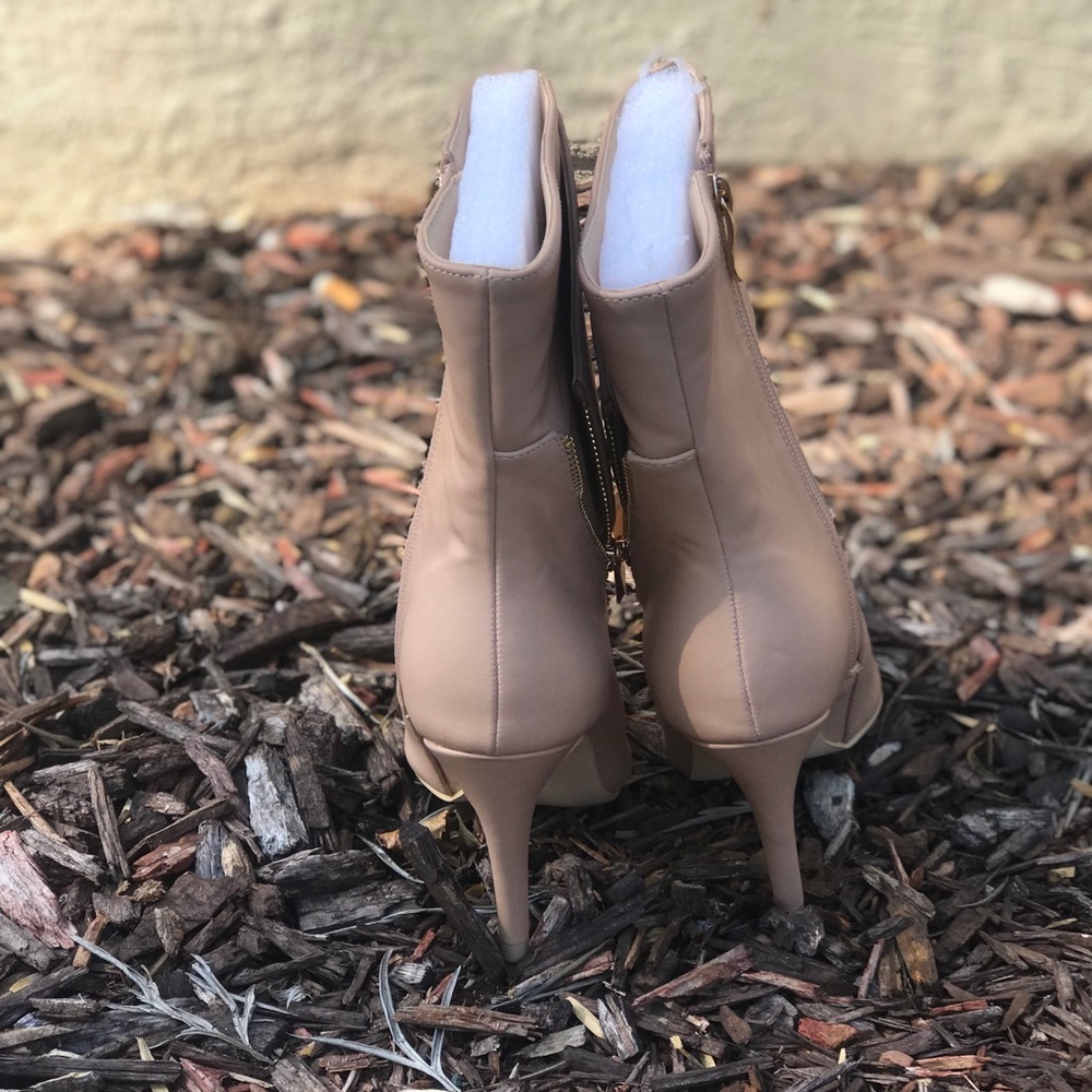 SALE LAST PAIR 7 $9 - Picture 5 of 7